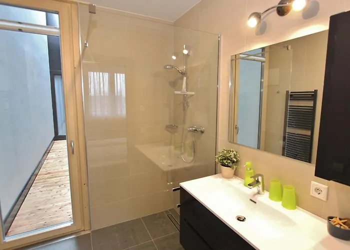 公寓 Modern With Garden, With Access To Sauna *