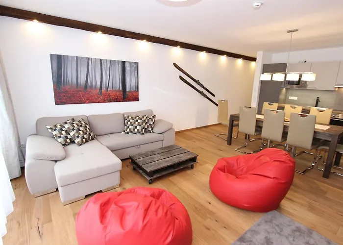 Modern With Garden, With Access To Sauna Neukirchen am Großvenediger