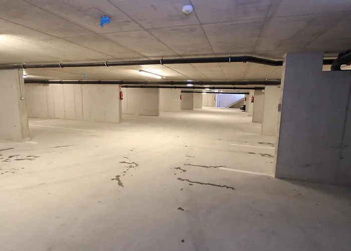 Modern With Garden, With Access To Sauna Neukirchen am Großvenediger